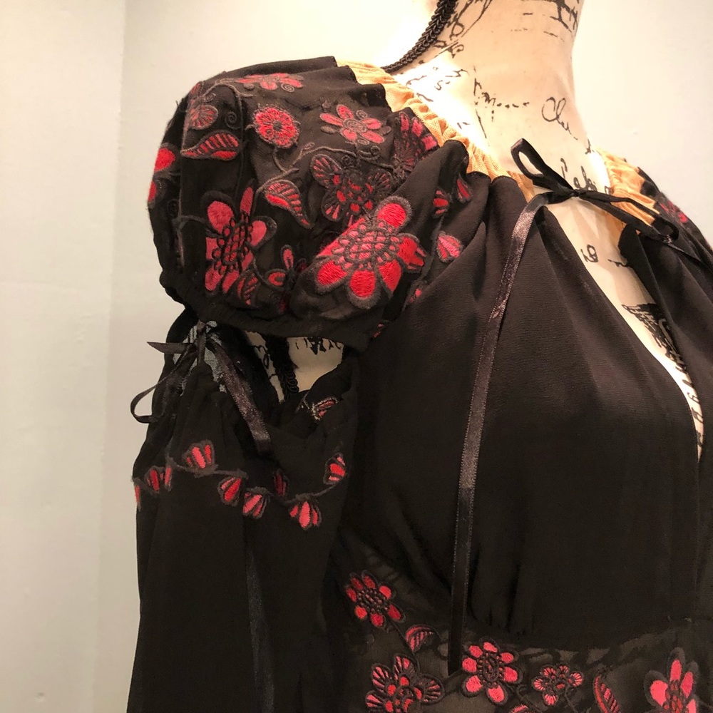 NWT For Love and Lemons Embroidered Dress Size M - Picture 5 of 8
